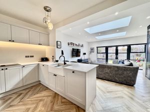 Photo 11- click for photo gallery